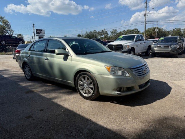 Used 2009 Toyota Avalon Limited image 3