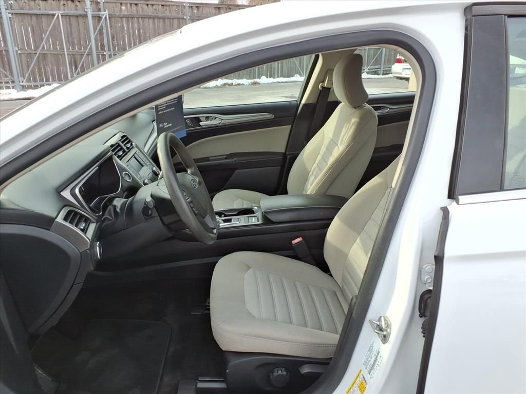 Certified 2018 Ford Fusion S image 28