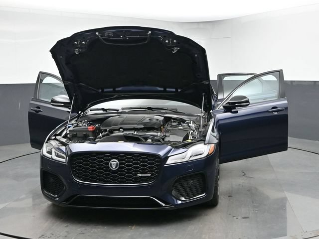 Used 2024 Jaguar XF R-Dynamic SE AWD/4WD image 49