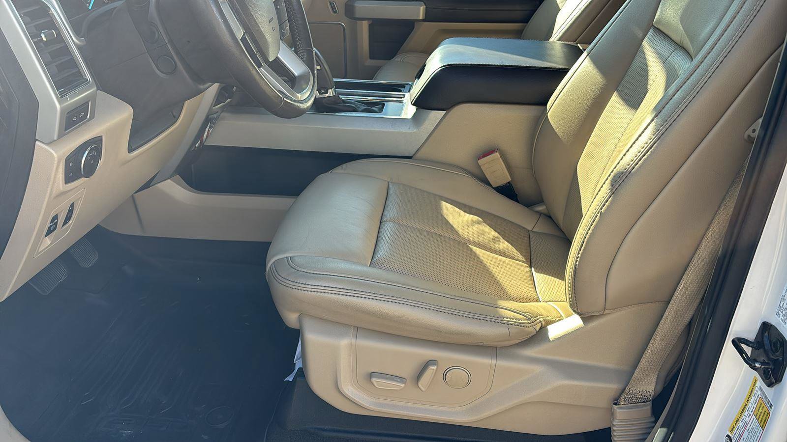 Used 2019 Ford F150 Lariat w/ Equipment Group 502A Luxury image 13