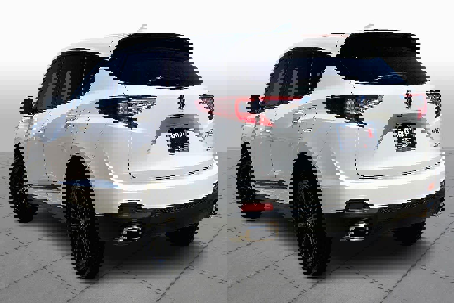 Used 2025 Acura RDX SH-AWD image 11