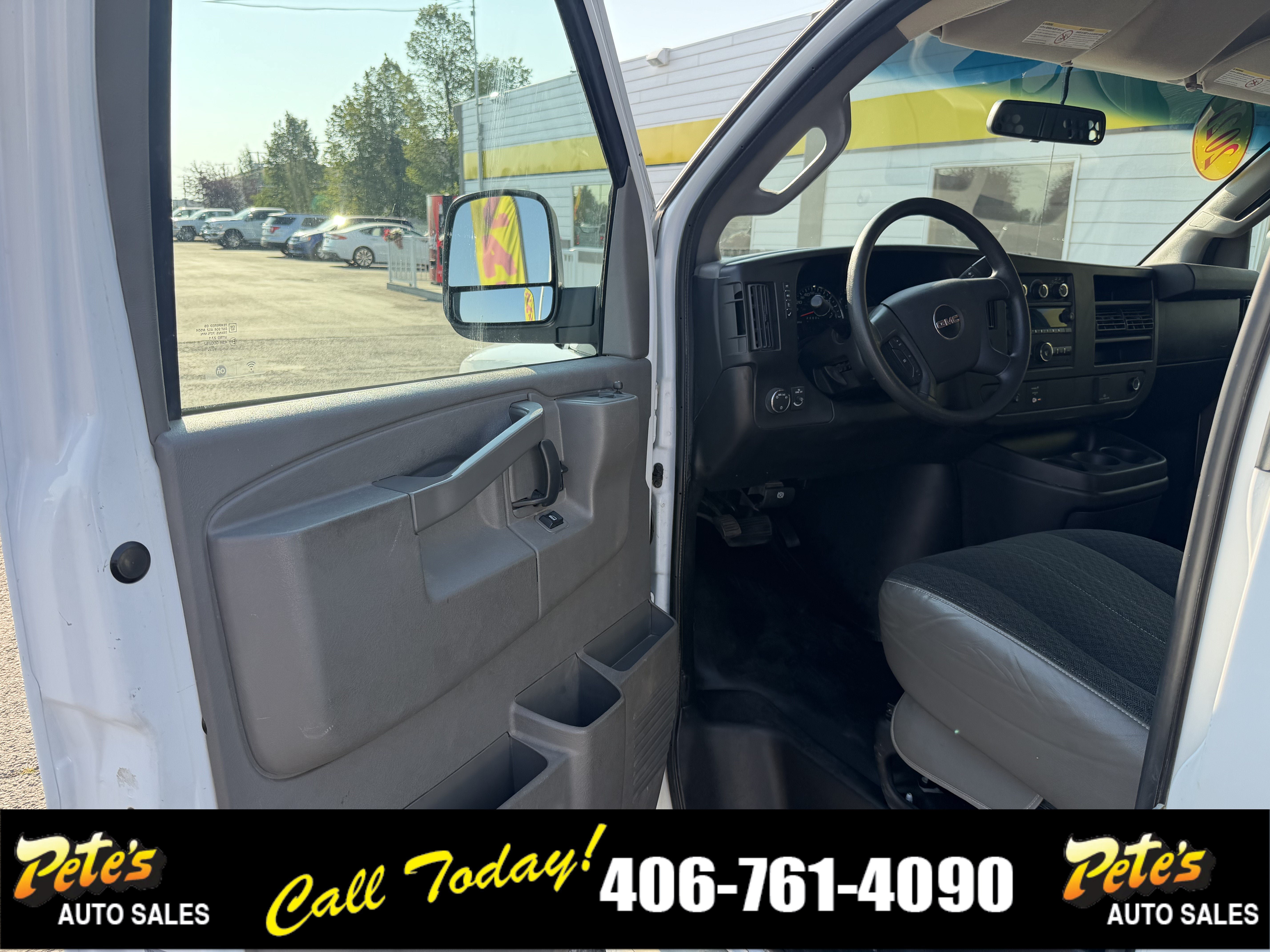 Used 2021 GMC Savana 2500 w/ Driver Convenience Package RWD image 18