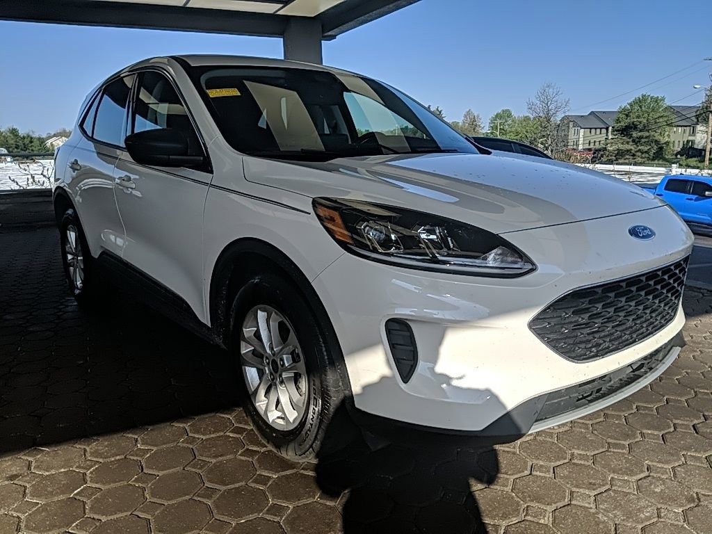Used 2022 Ford Escape SE w/ Convenience Package image 4