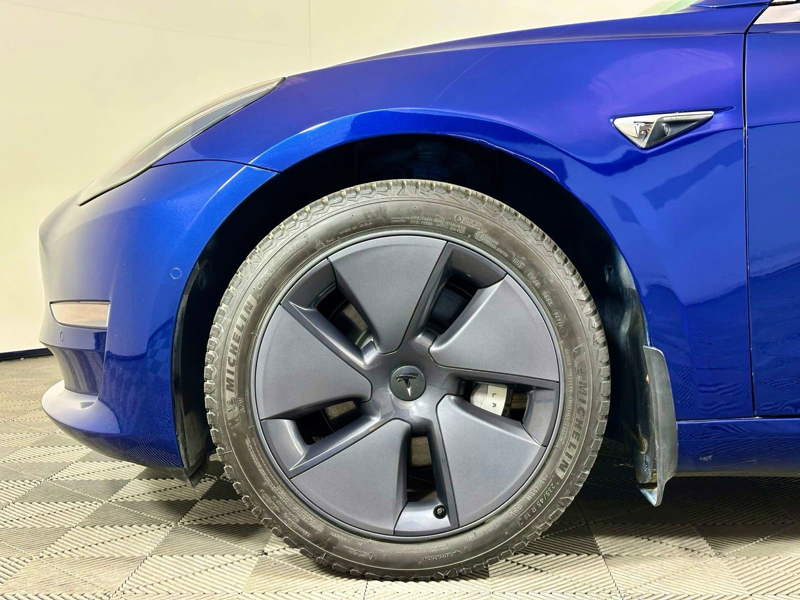 Used 2018 Tesla Model 3 Long Range image 8