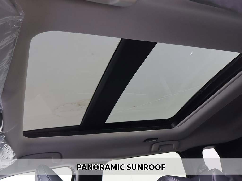 New 2025 Mitsubishi Outlander SE image 4