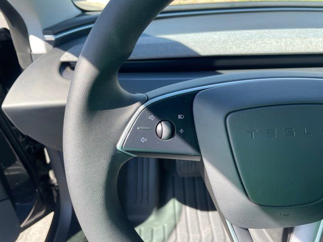 Used 2024 Tesla Model 3 Long Range image 9