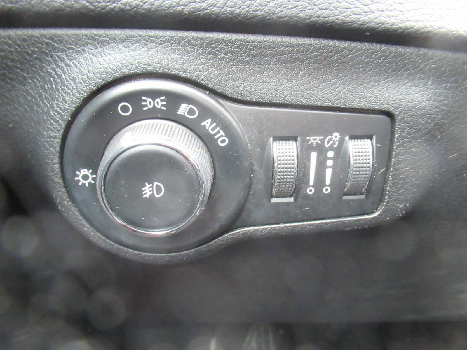 Used 2017 Jeep Compass Trailhawk w/ Popular Equipment Group image 22