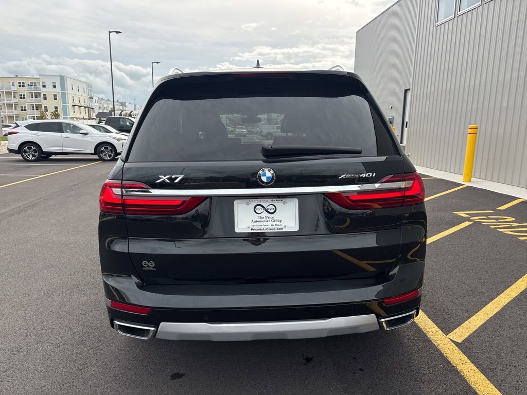 Used 2022 BMW X7 xDrive40i w/ Premium Package image 7