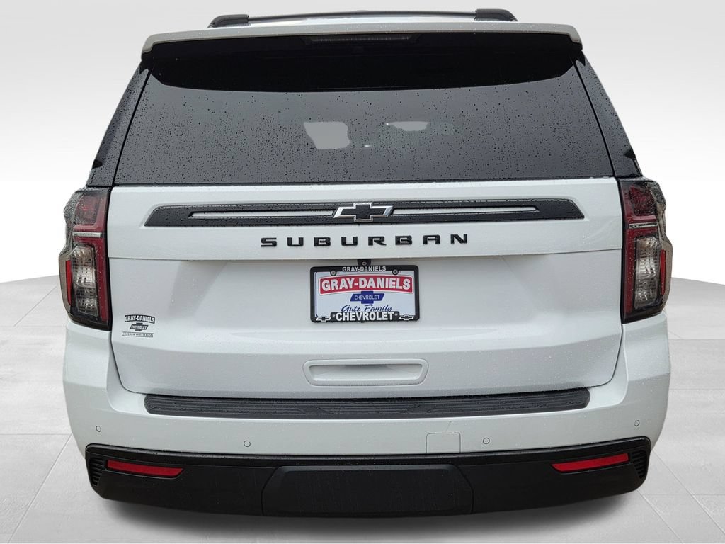Used 2024 Chevrolet Suburban Z71 w/ Luxury Package AWD/4WD image 7