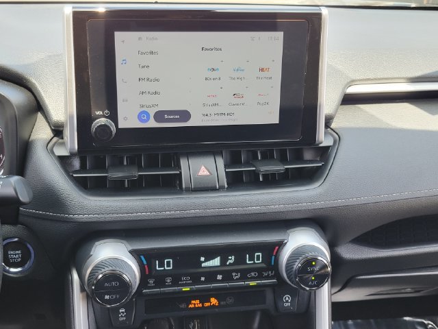 Used 2024 Toyota RAV4 XLE FWD image 11