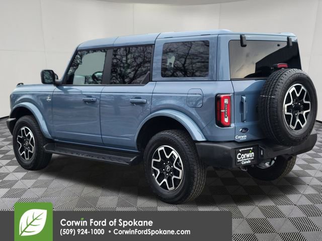 Used 2025 Ford Bronco Outer Banks image 17
