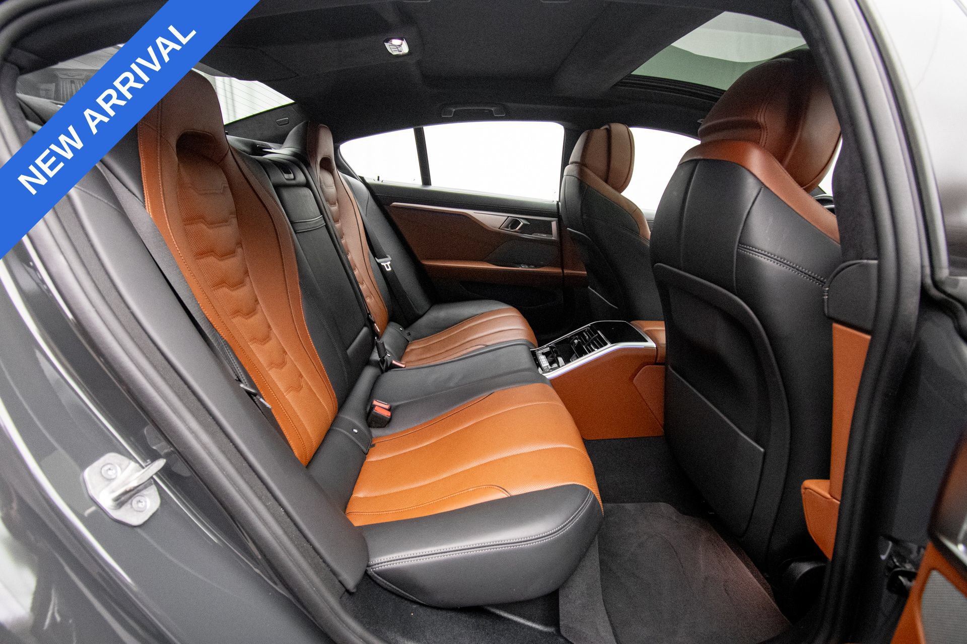 Used 2024 BMW ALPINA B8 xDrive Gran Coupe AWD/4WD image 17