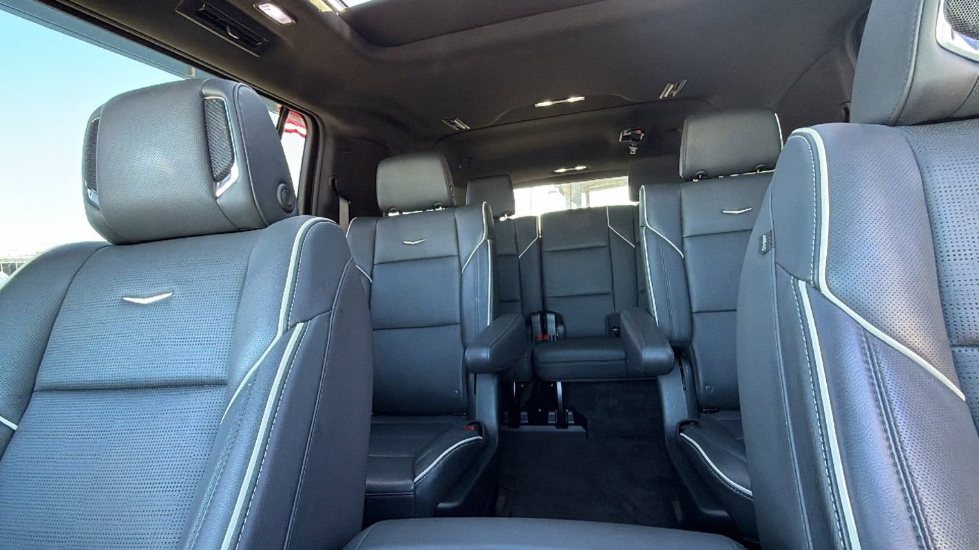 Used 2024 Cadillac Escalade ESV Sport w/ Touring Package image 40