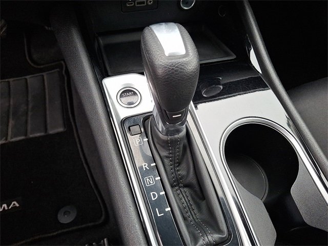 Used 2024 Nissan Altima 2.5 SV image 11