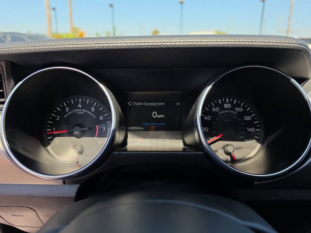 Used 2022 Ford Mustang Premium image 40