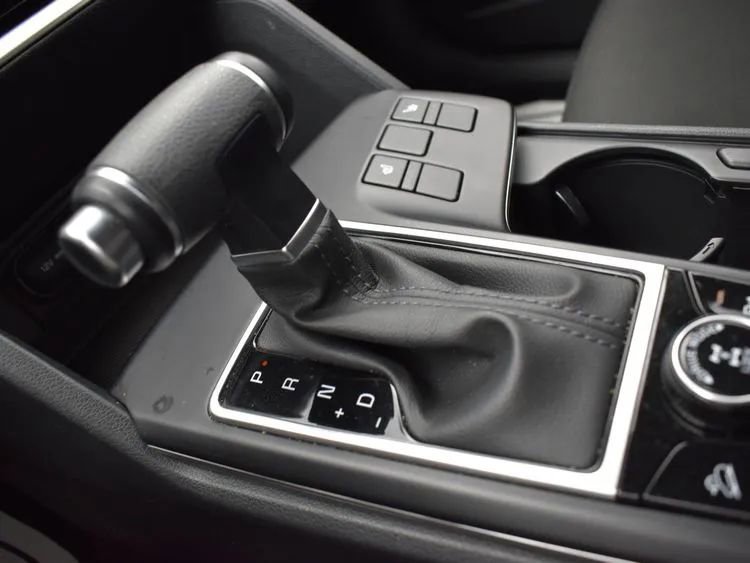 Used 2024 Kia Sportage LX image 34