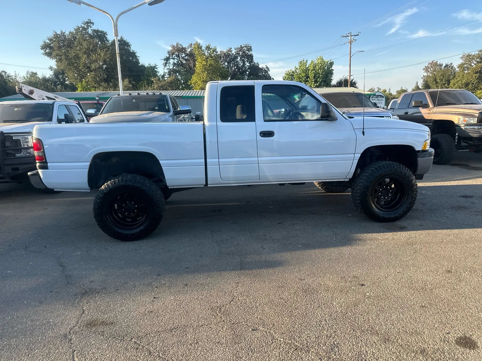 Used 1998 Dodge Ram 2500 Truck 4x4 Quad Cab image 5