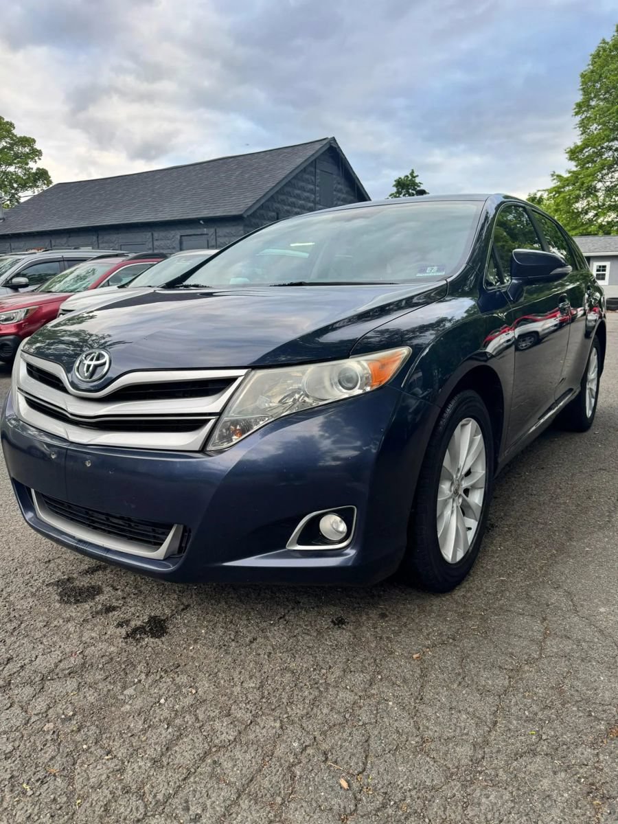 Used 2015 Toyota Venza XLE w/ XLE Premium Package AWD/4WD image 1