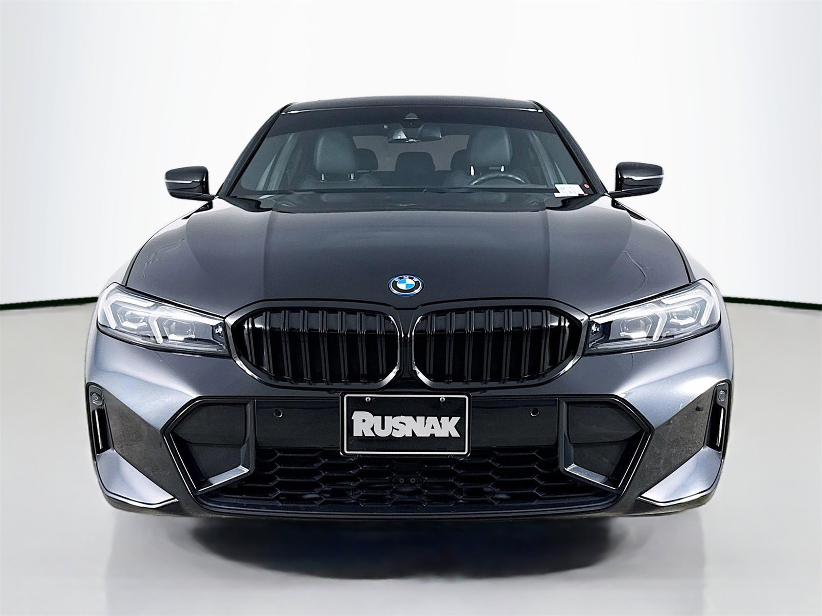 Certified 2023 BMW 330e w/ M Sport Package image 2