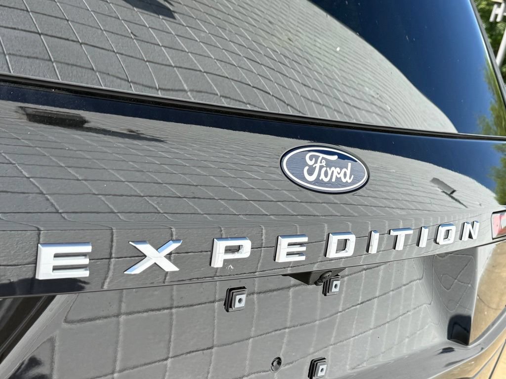 New 2027 Ford Expedition Platinum w/ Platinum Ultimate Package AWD/4WD image 29