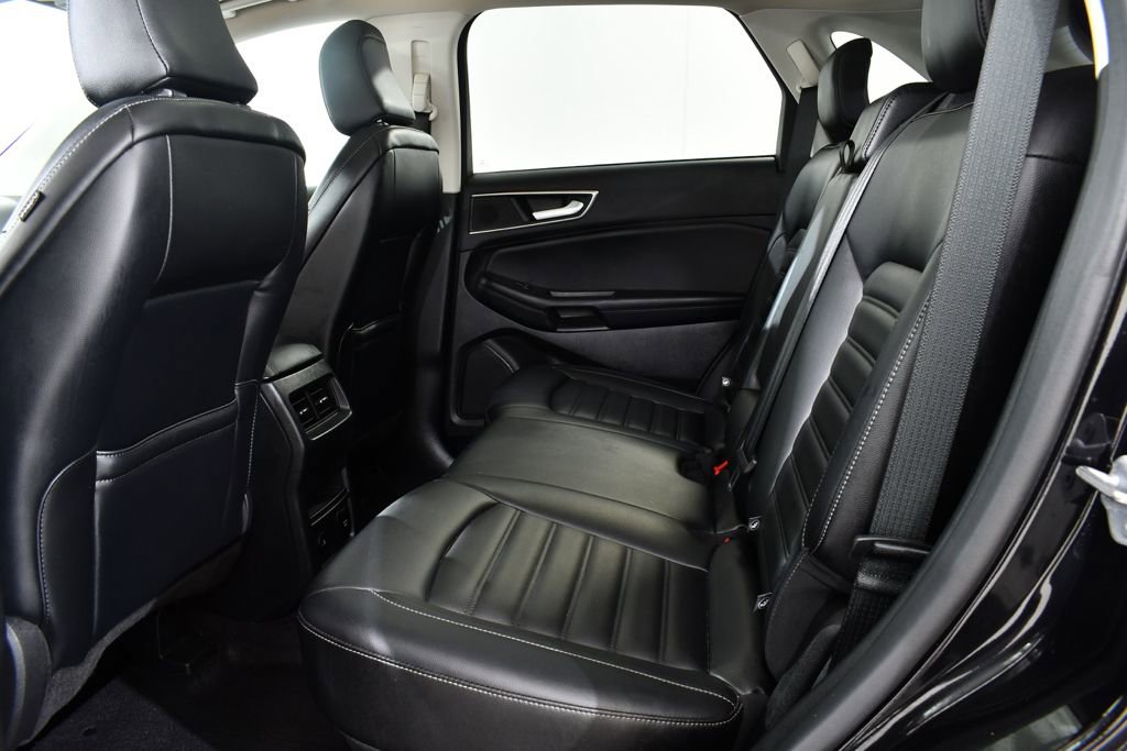 Used 2022 Ford Edge SEL w/ Convenience Package image 16