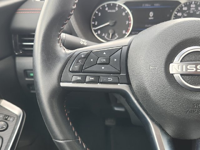 Used 2025 Nissan Sentra SR FWD image 27