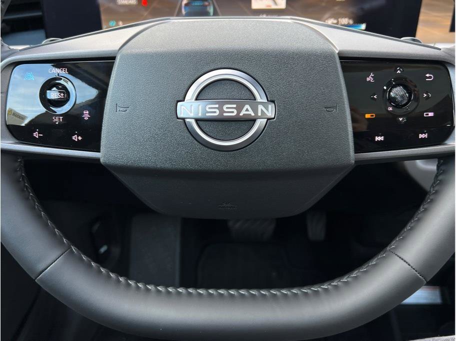 New 2026 Nissan Leaf Platinum+ w/ Cargo Package (Platinum+) image 11