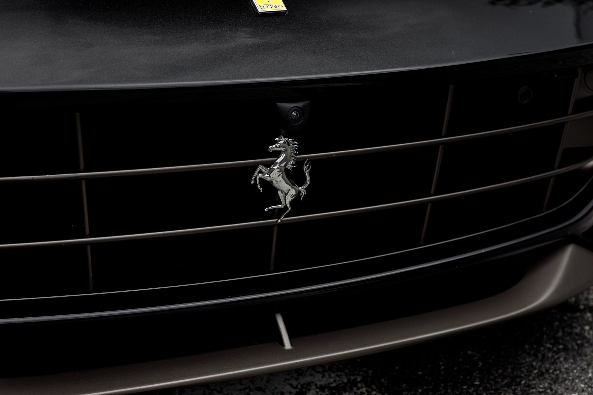 Used 2014 Ferrari F12 Berlinetta RWD image 13