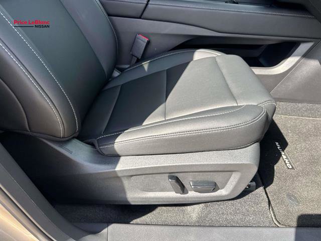 Used 2025 Nissan Murano SL w/ Cargo Package image 24