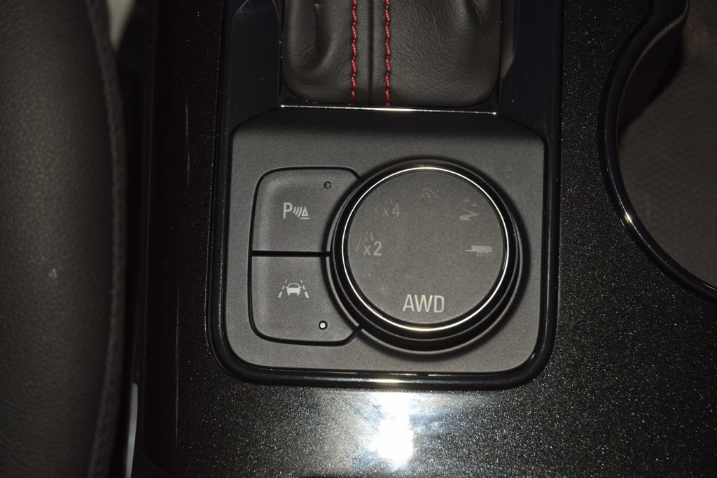Used 2024 Chevrolet Blazer RS w/ Enhanced Convenience Package AWD/4WD image 37