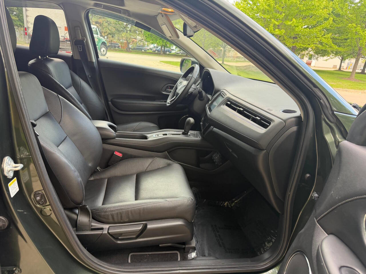 Used 2016 Honda HR-V EX-L image 13