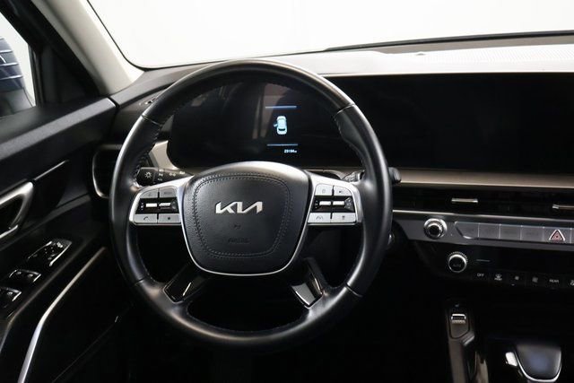 Used 2025 Kia Telluride S AWD/4WD image 15