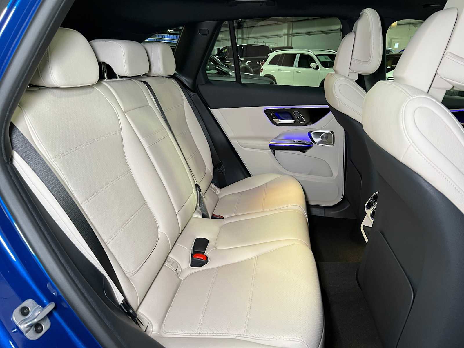 New 2025 Mercedes-Benz GLC 300 4MATIC image 12