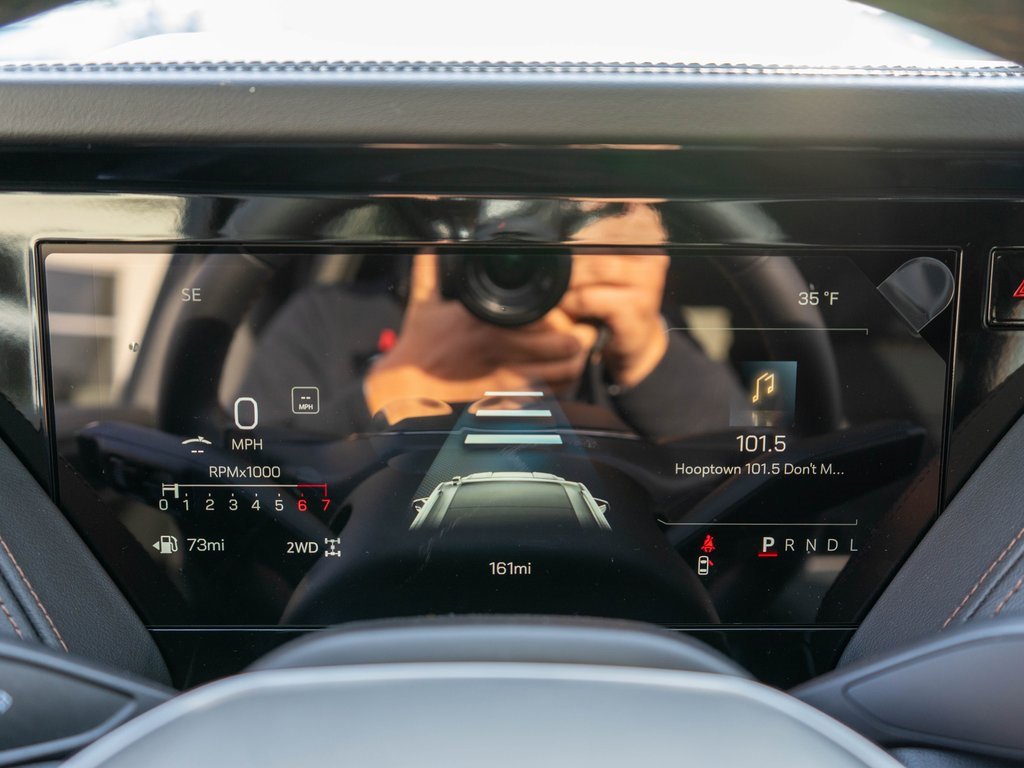 New 2026 GMC Yukon XL AT4 image 25