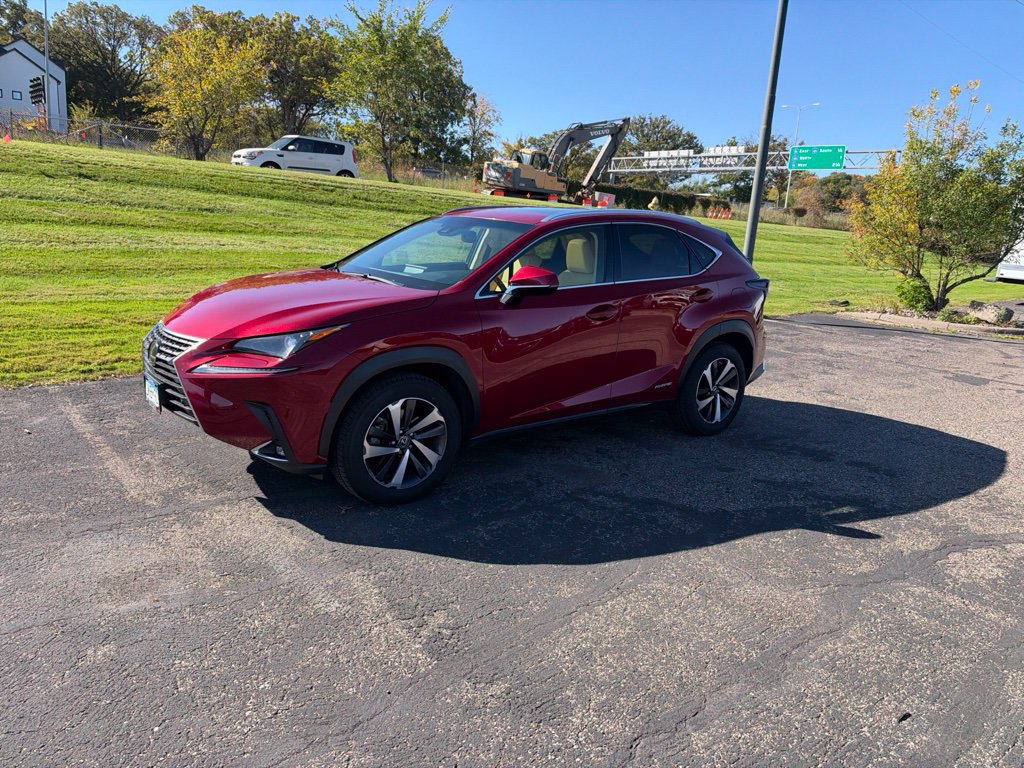 Used 2019 Lexus NX 300h AWD w/ Premium Package image 4