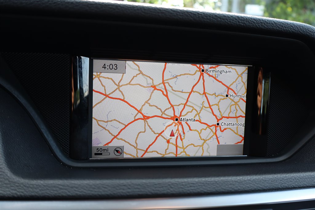 Used 2013 Mercedes-Benz E 350 BlueTEC Sedan image 25