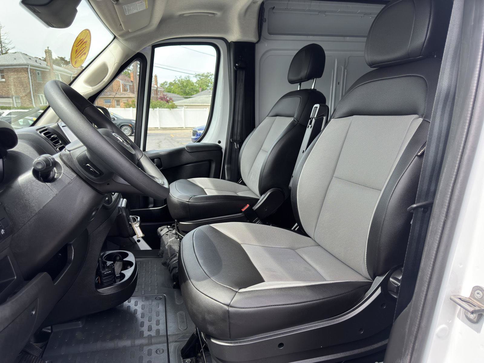 Used 2026 RAM ProMaster 2500 w/ Convenience Group FWD image 23