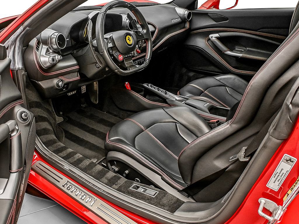 Used 2020 Ferrari F8 Tributo image 9