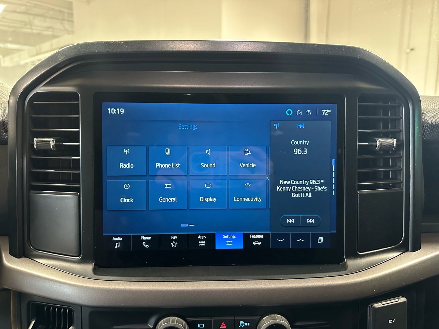 Used 2025 Ford F150 XL w/ Equipment Group 103A High image 27