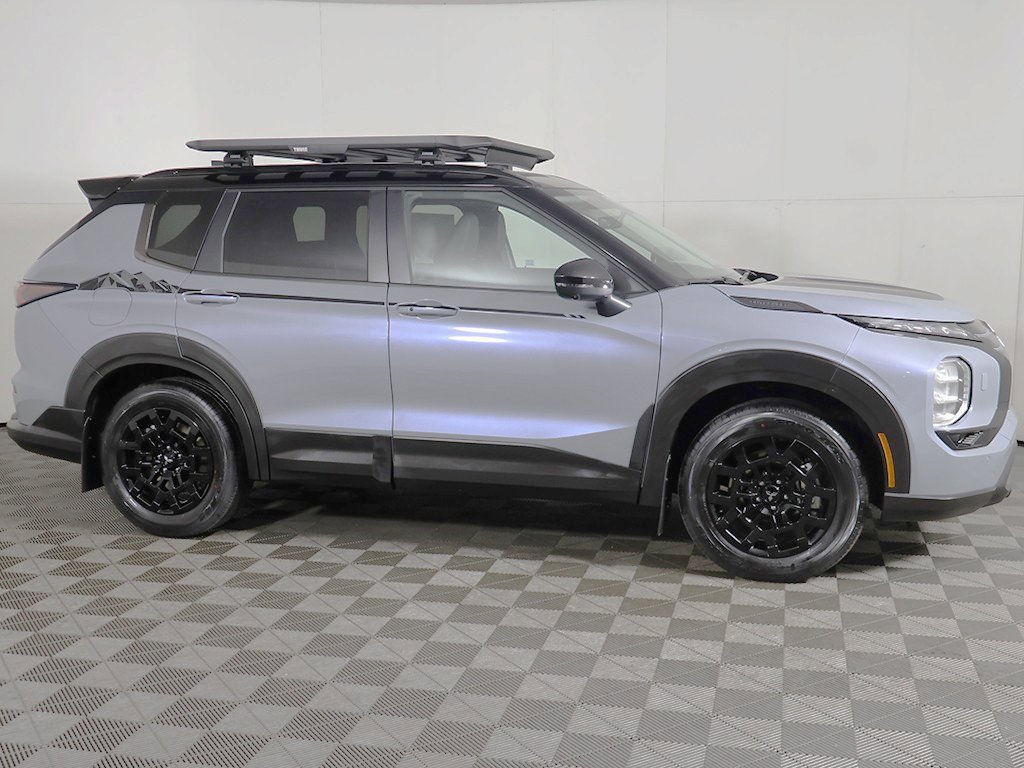 New 2025 Mitsubishi Outlander Trail Edition image 17
