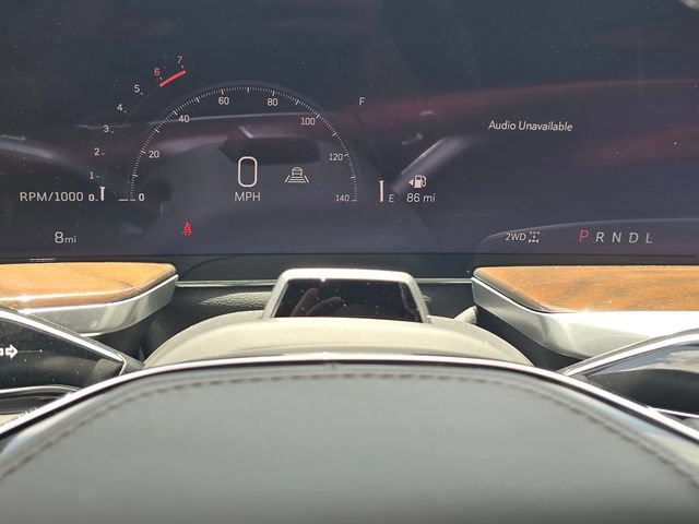 New 2026 Cadillac Escalade ESV Platinum Luxury AWD/4WD image 24