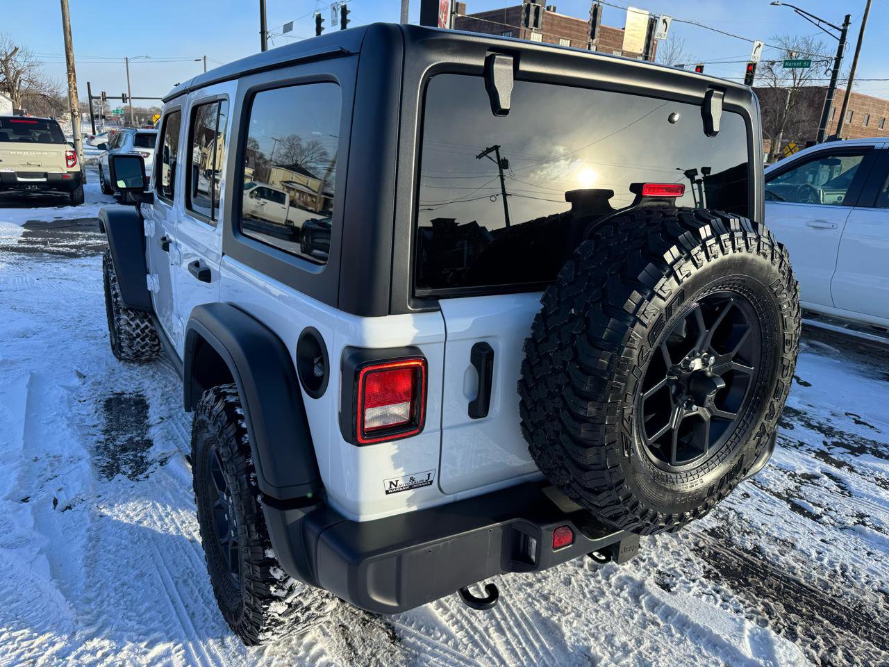 Used 2025 Jeep Wrangler Unlimited Sport image 7