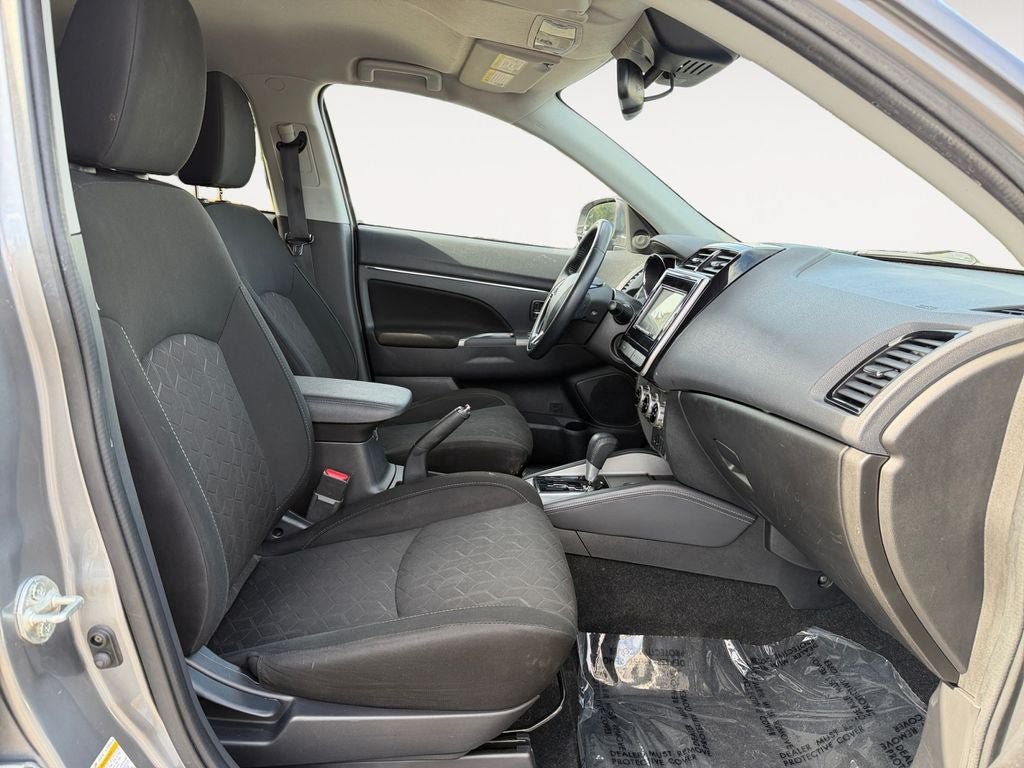 Used 2021 Mitsubishi Outlander Sport SE AWD/4WD image 24