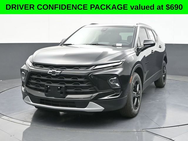 New 2025 Chevrolet Blazer LT w/ Midnight/Sport Edition FWD image 3
