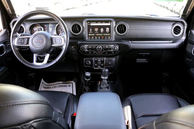 Used 2022 Jeep Wrangler Unlimited Sahara AWD/4WD image 25