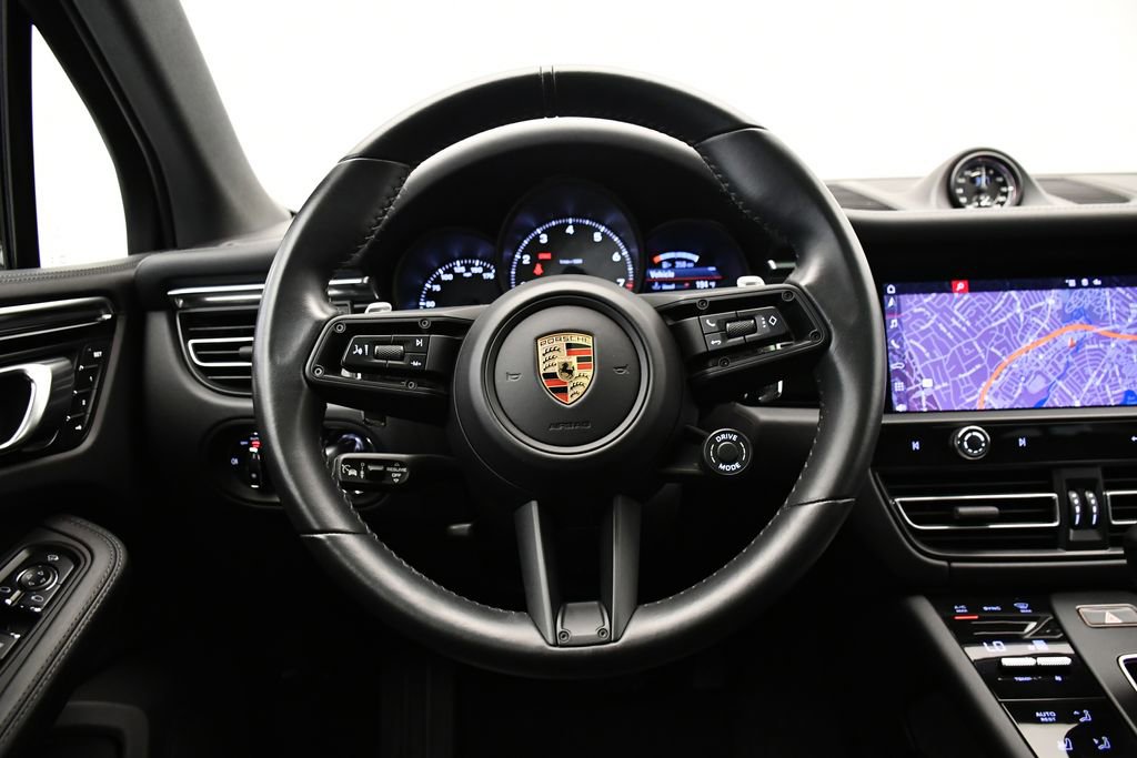 Used 2024 Porsche Macan S image 26