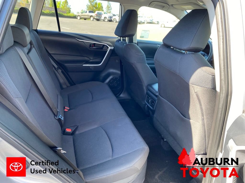 Certified 2024 Toyota RAV4 LE AWD/4WD image 18
