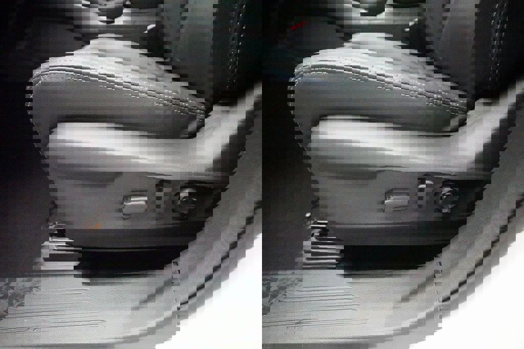 Used 2024 Subaru Outback Limited image 29