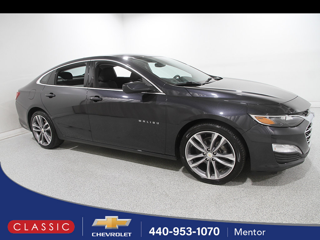 Used 2022 Chevrolet Malibu LT FWD image 1