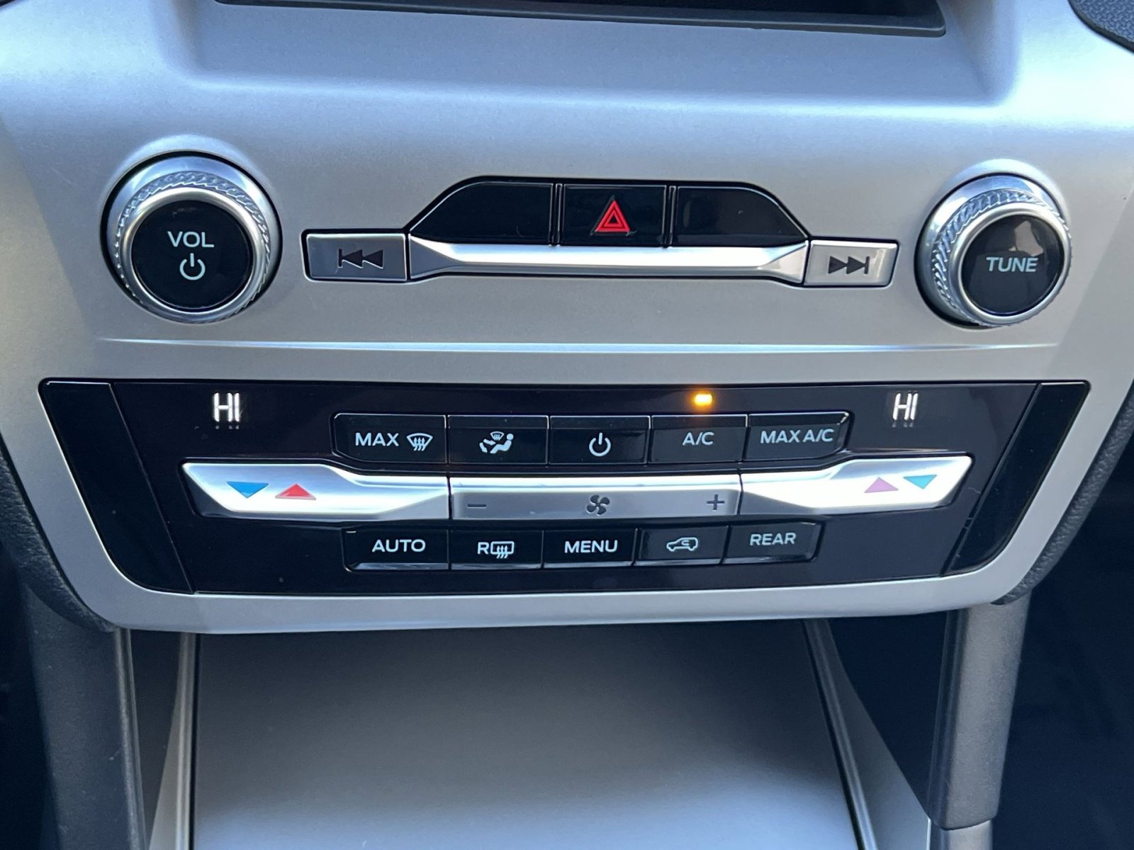 Used 2021 Ford Explorer 2WD image 20